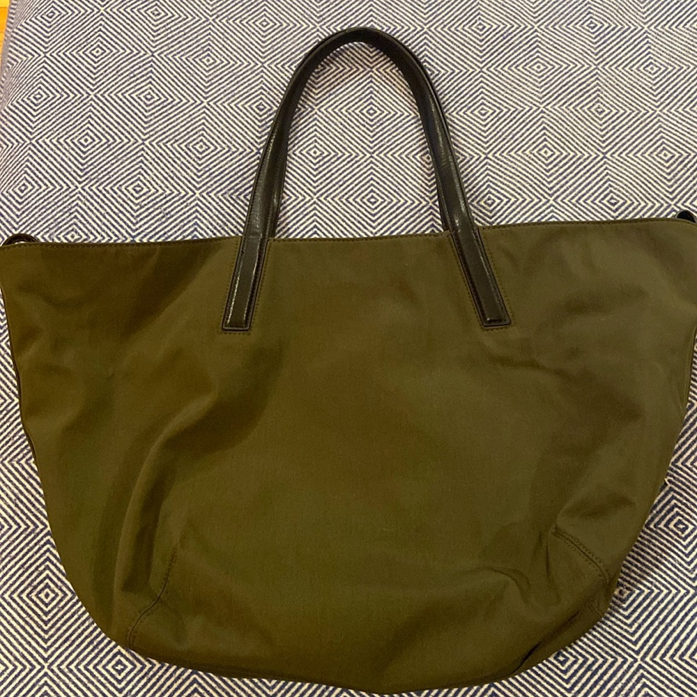 Army green Zara tote bag with separate inside pouch